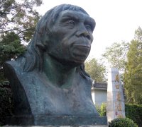 Statue of Peking Man